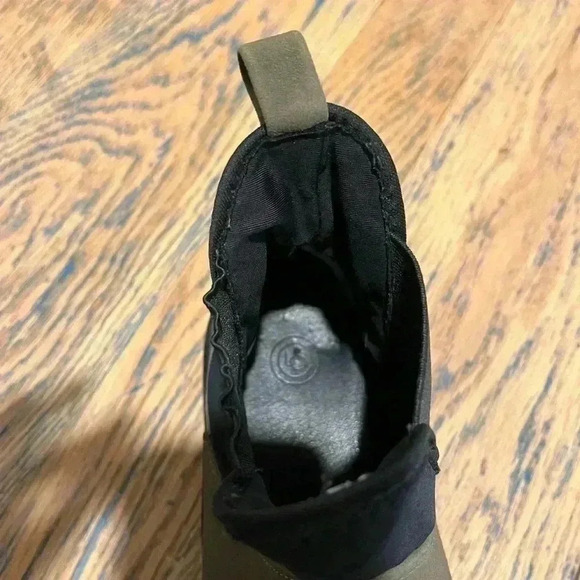 📍 URBAN OUTFITTERS Suki Sporty Chelsea Boot Kaki size 7 - Picture 10 of 12